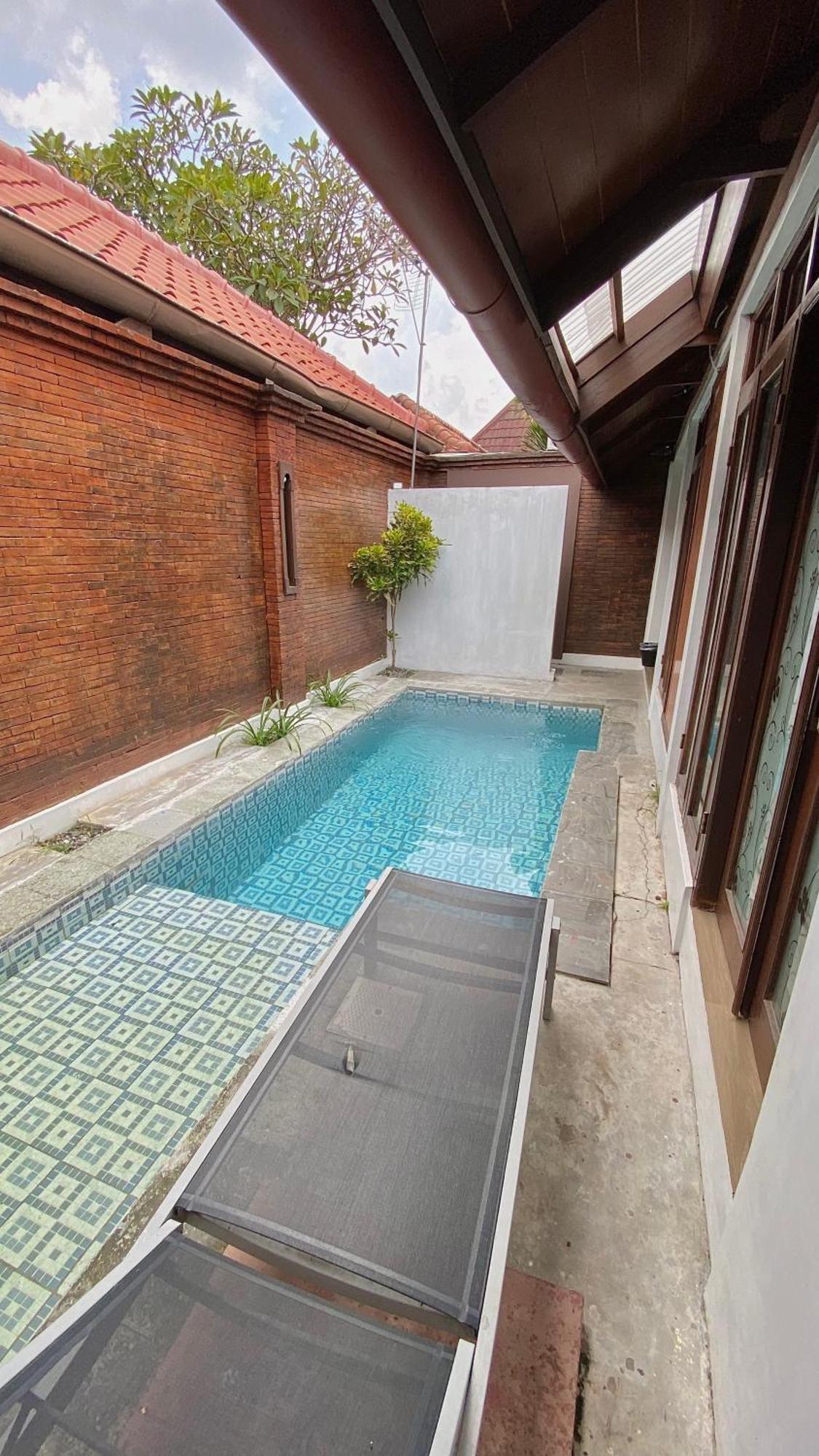 Chrome Hotel & Resort Solo Colomadu Εξωτερικό φωτογραφία